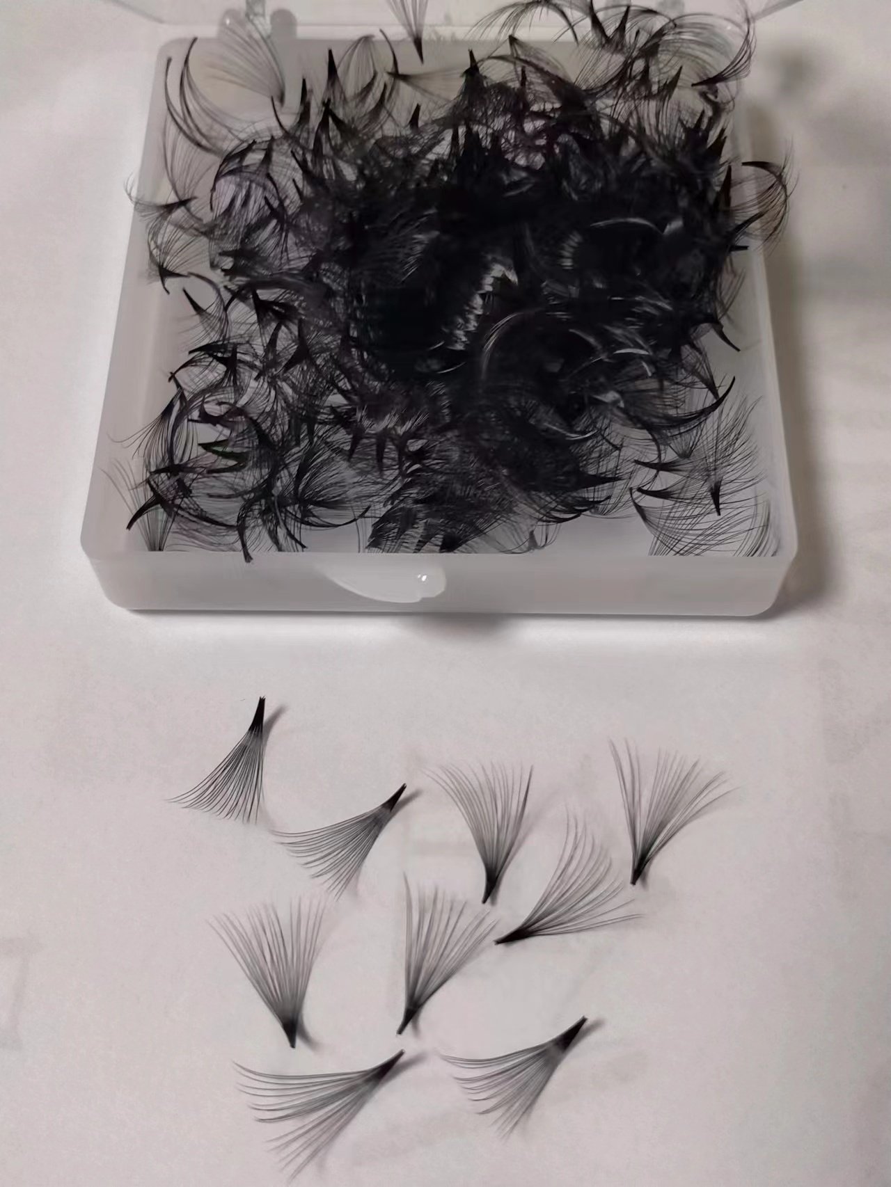 Hot selling volume lash extension premade fans eyelash extensions loose packge australian factory wholesale